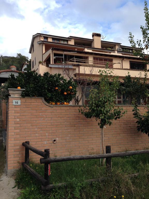 Appartamento Sabatinus Trevignano Romano Pokoj fotografie
